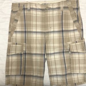 Men’s Ruff Hewn tan plaid cargo shorts